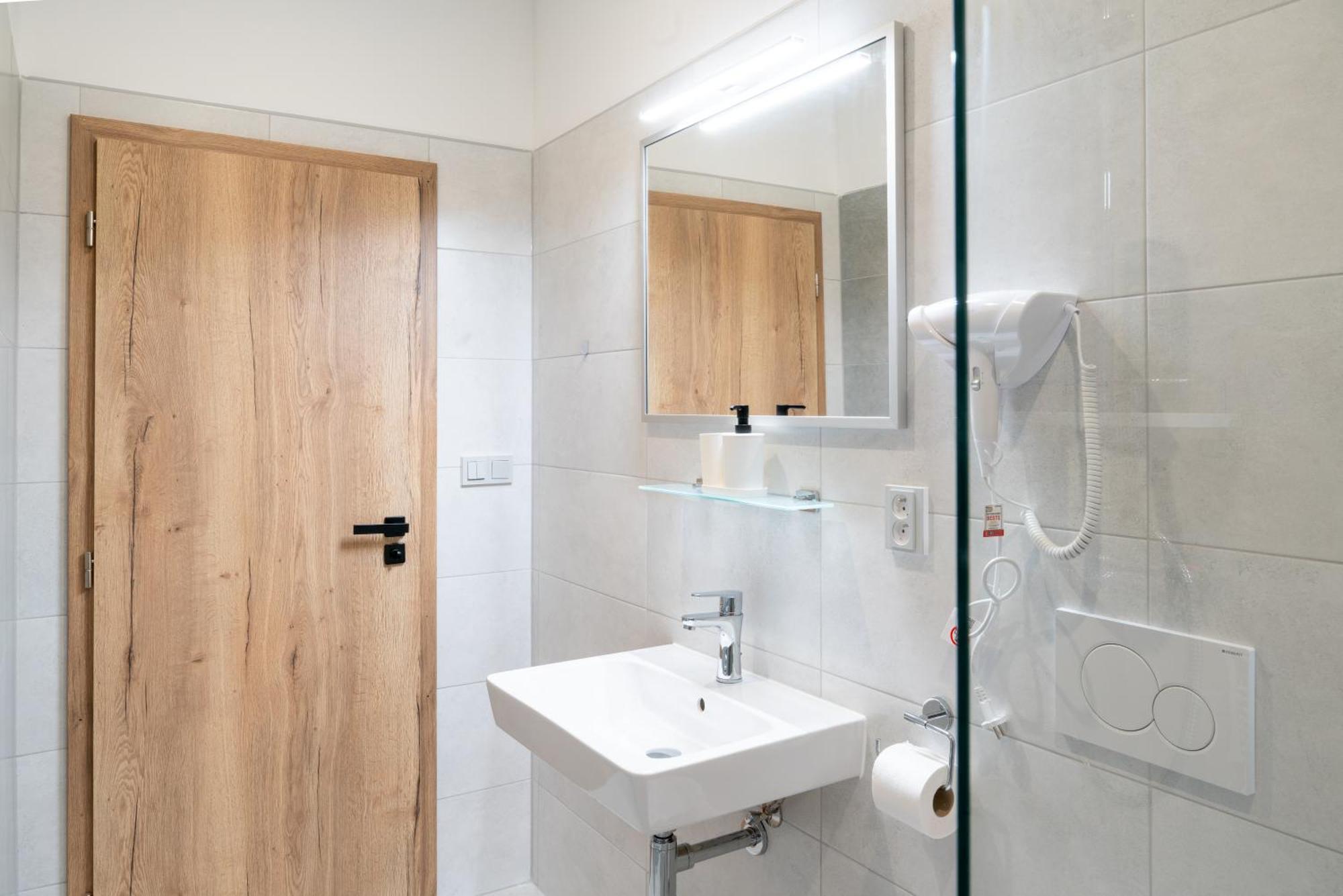קופריבניצה Apartmany Laguna מראה חיצוני תמונה