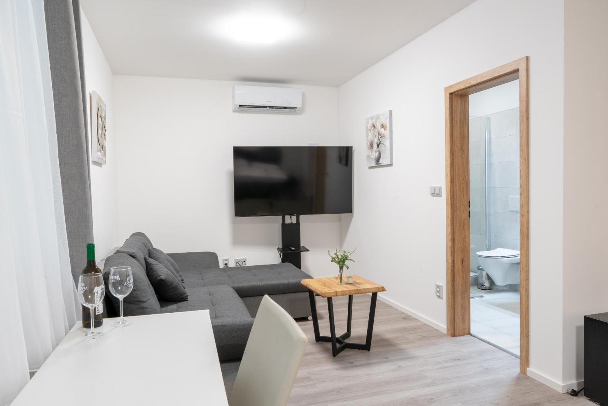 קופריבניצה Apartmany Laguna מראה חיצוני תמונה